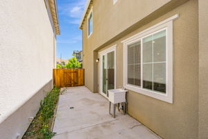 046_2044 Cottonwood St
