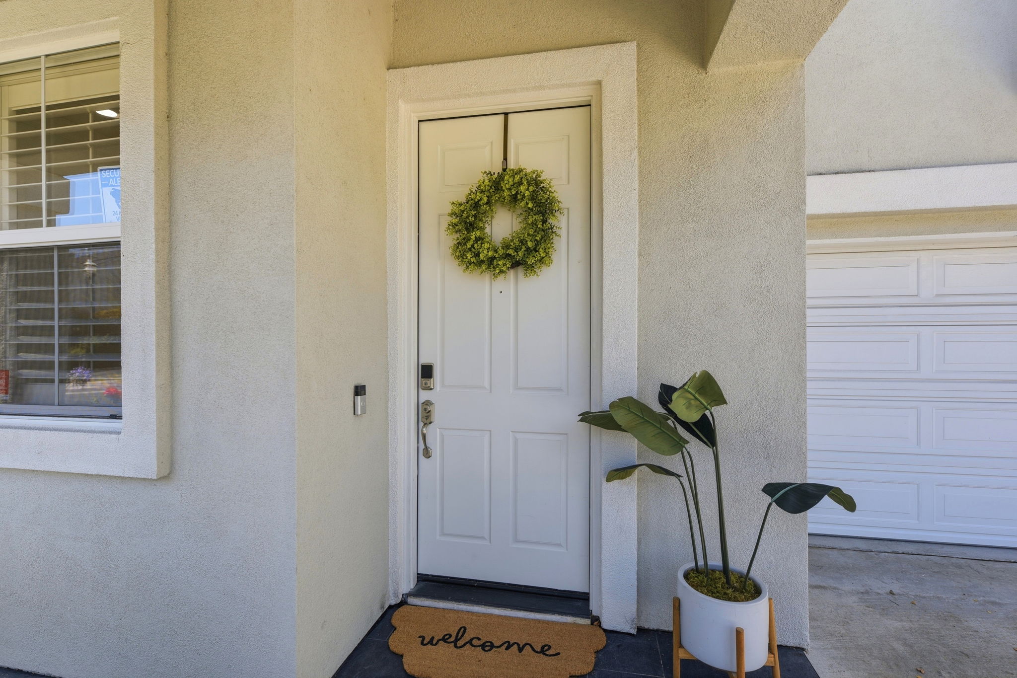 004_F8_2044 Finley Pl
