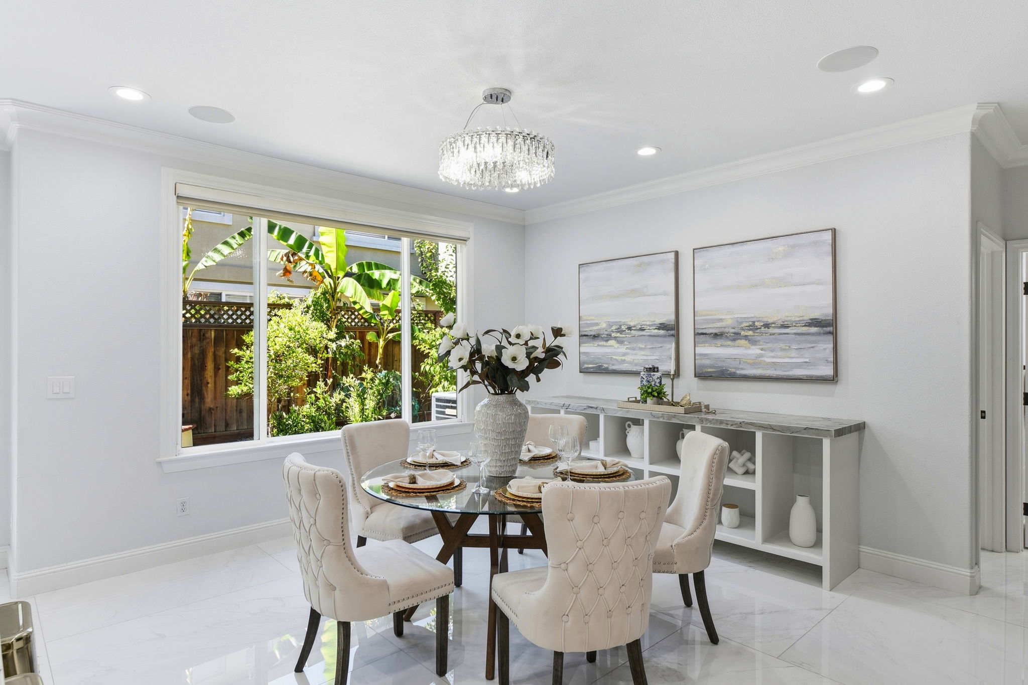 018_F8_2044 Finley Pl