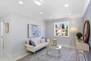 011_F8_2044 Finley Pl