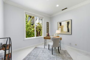 021_F8_2044 Finley Pl