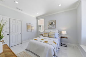 029_F8_2044 Finley Pl