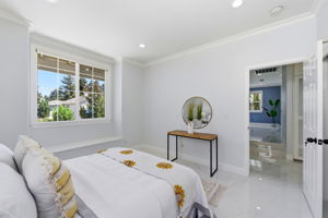 030_F8_2044 Finley Pl