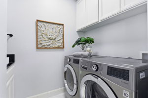 037_F8_2044 Finley Pl