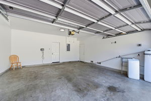 038_F8_2044 Finley Pl