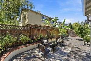 044_F8_2044 Finley Pl