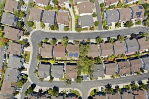 007_F8_AERIAL_2044 Finley Pl