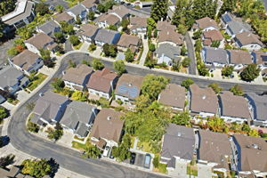 008_F8_AERIAL_2044 Finley Pl