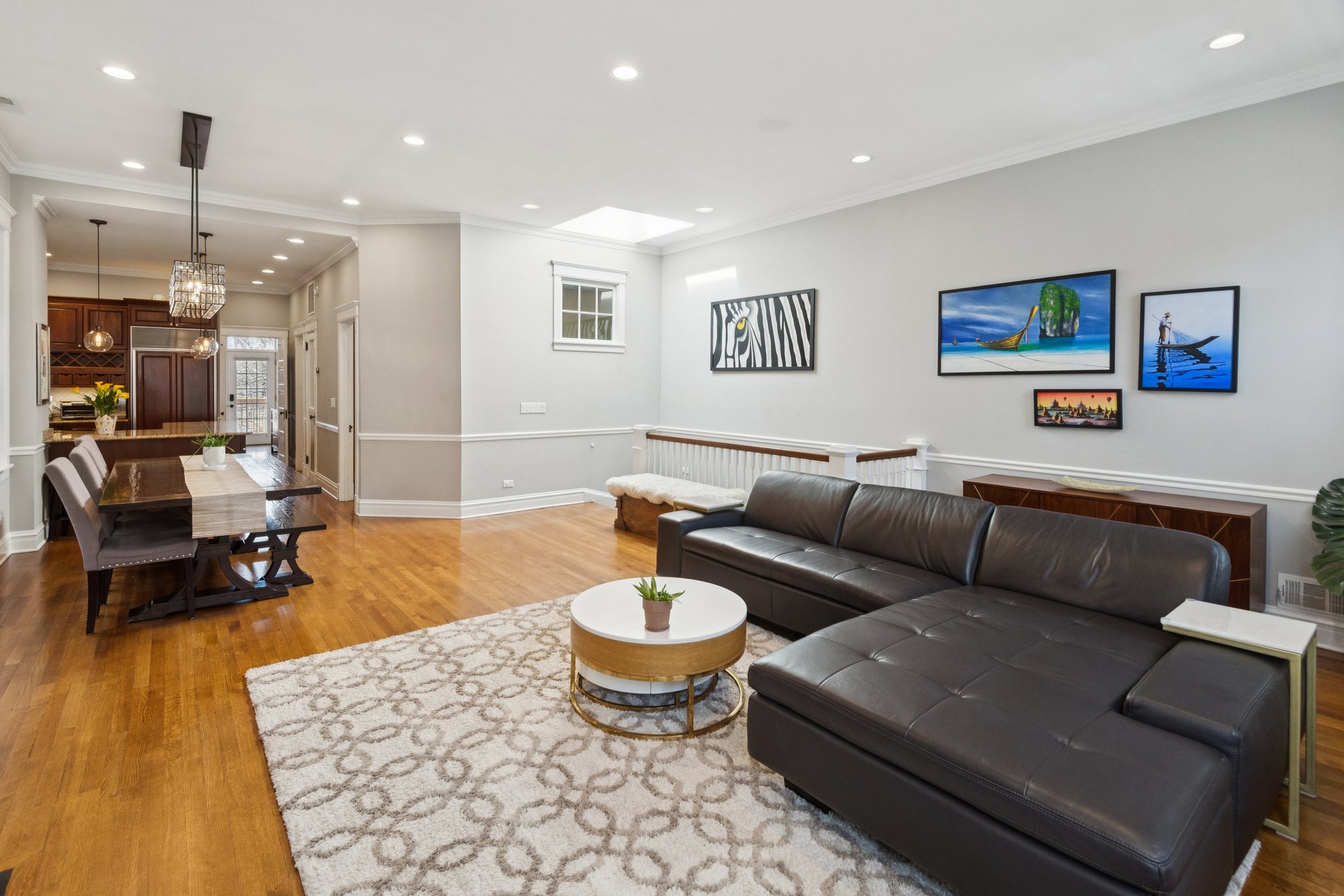 2044 N Sheffield Ave 3_006.jpg