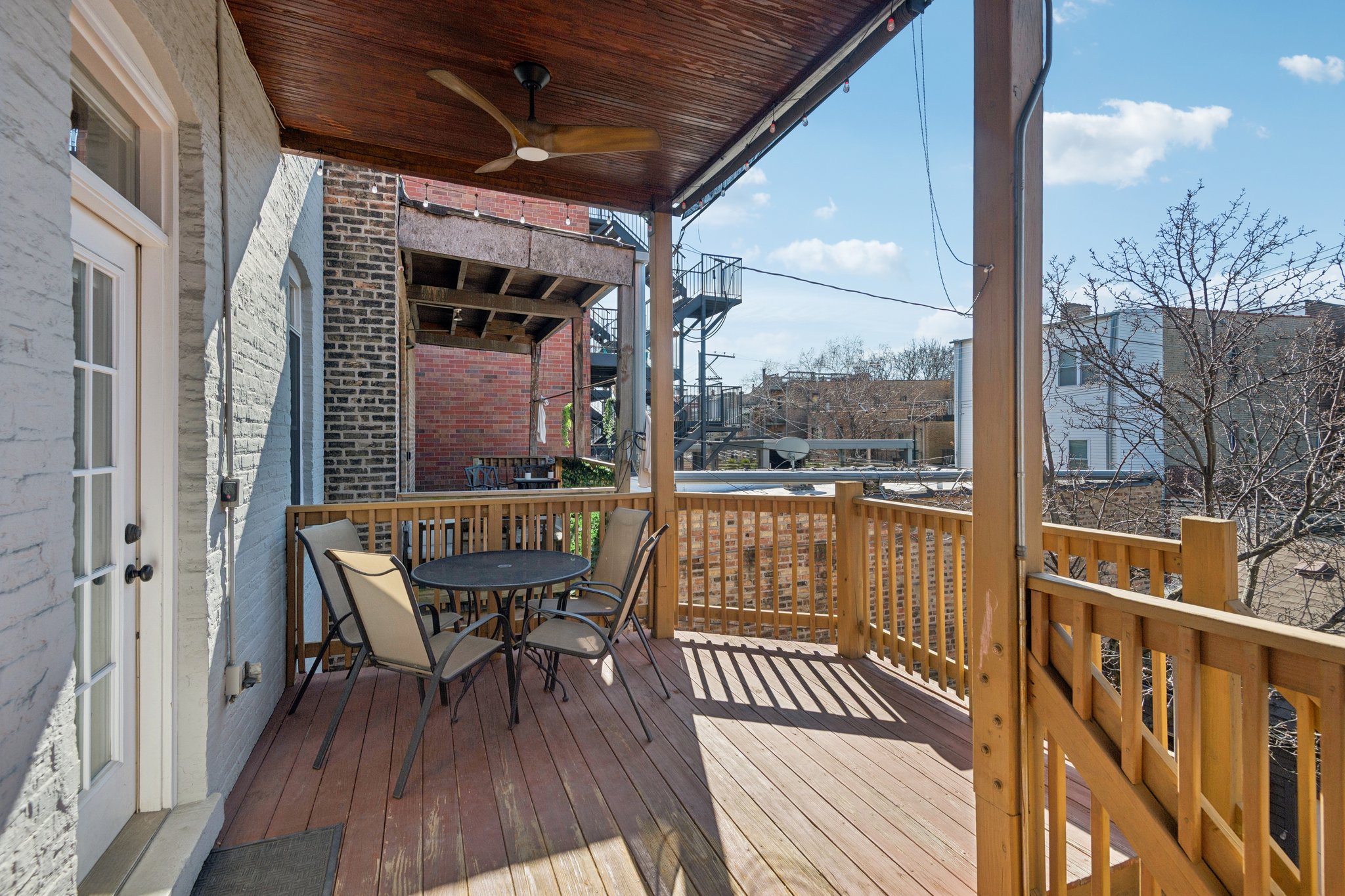 2044 N Sheffield Ave 3_013.jpg