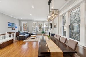 2044 N Sheffield Ave 3_002.jpg