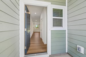 Oakdale Dr-S0107-006.jpg