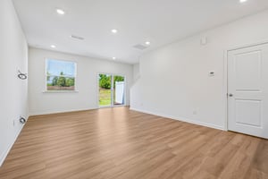 Oakdale Dr-S0107-007.jpg