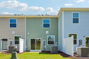Oakdale Dr-S0107-038.jpg