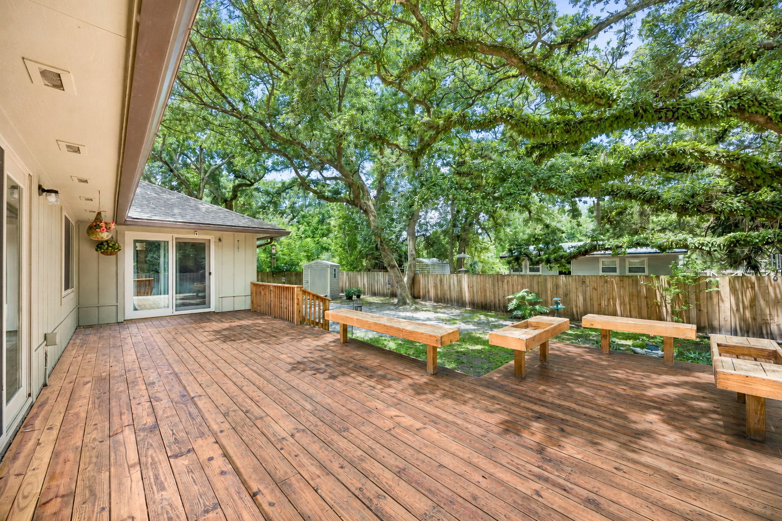 Deck