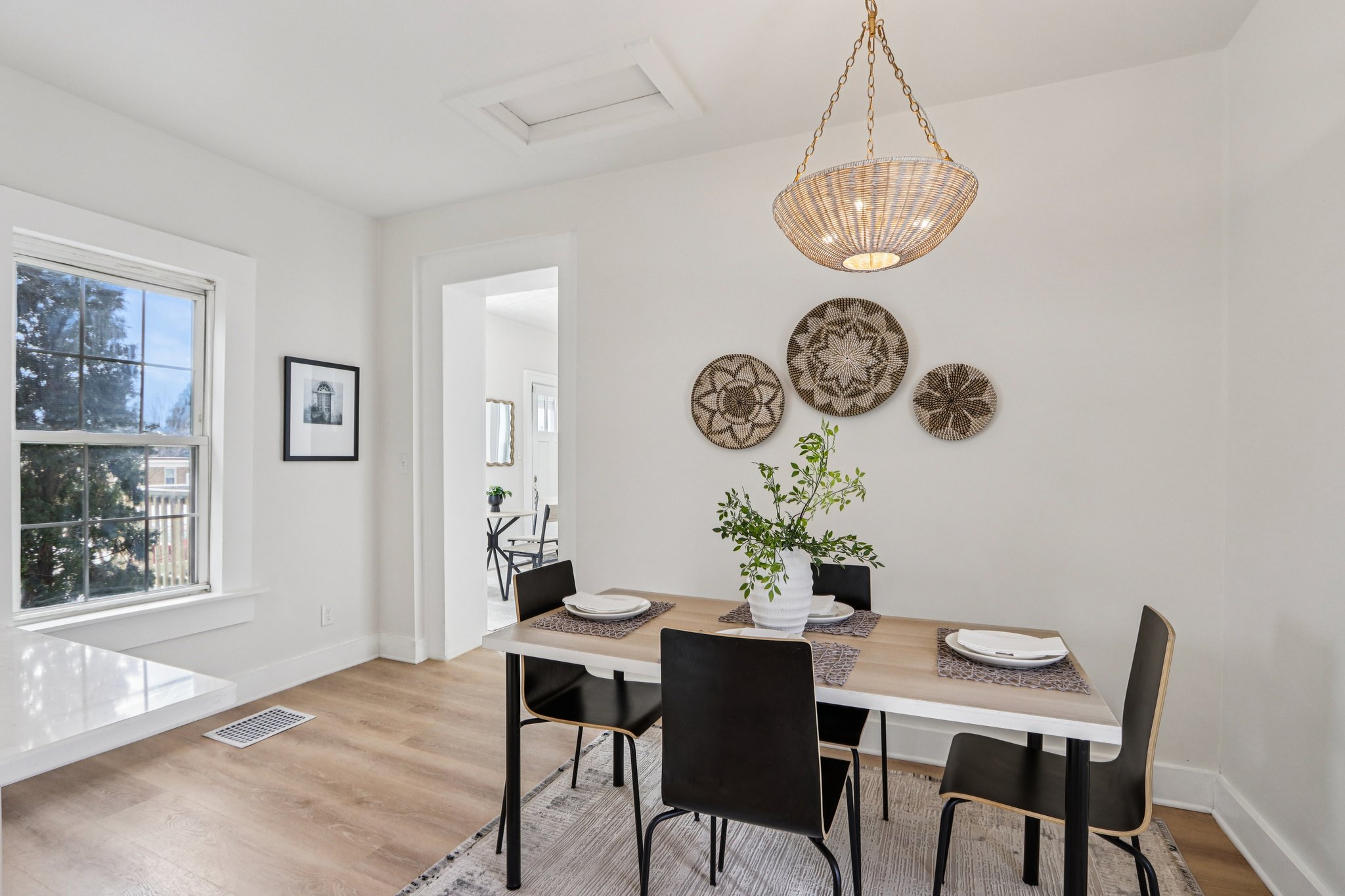 Shoop St-S2201-017.jpg