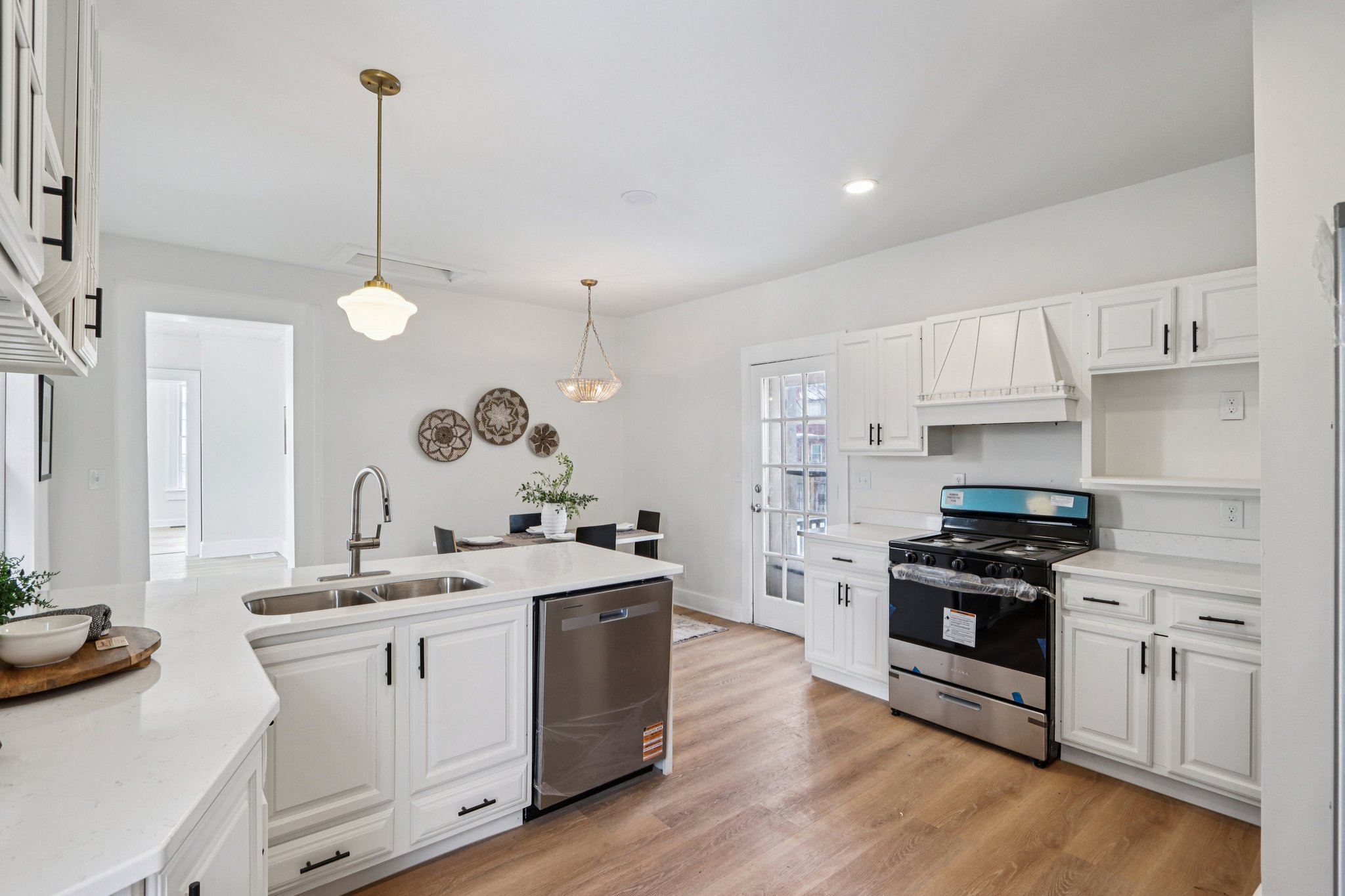 Shoop St-S2201-022.jpg