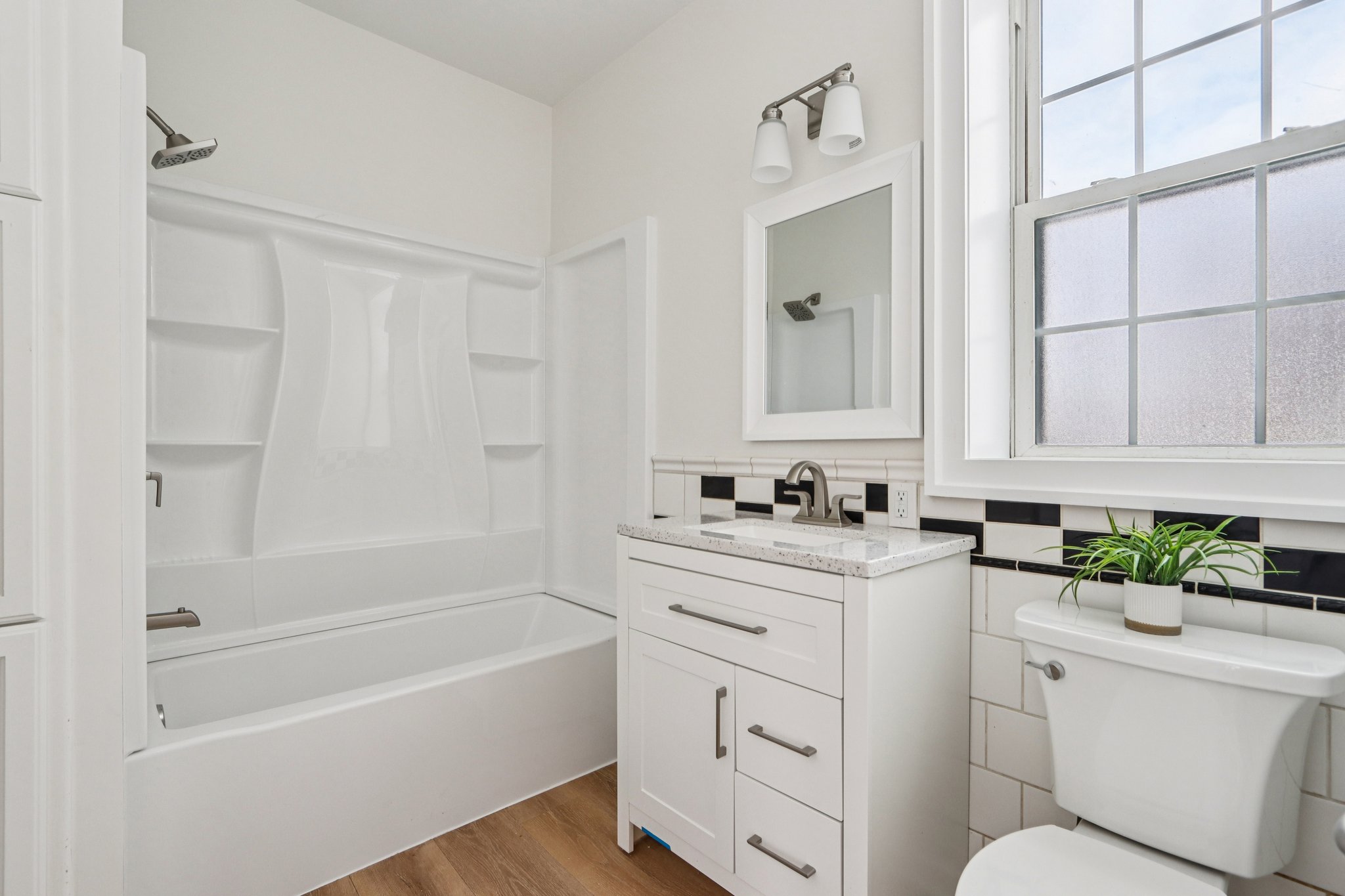 Shoop St-S2201-024.jpg