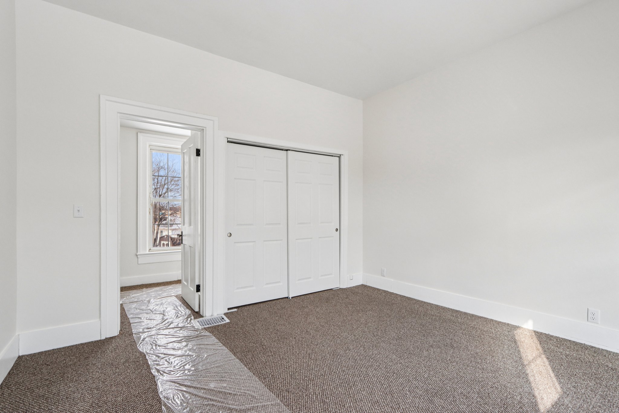 Shoop St-S2201-029.jpg