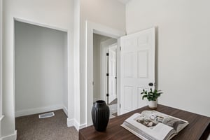 Shoop St-S2201-026.jpg