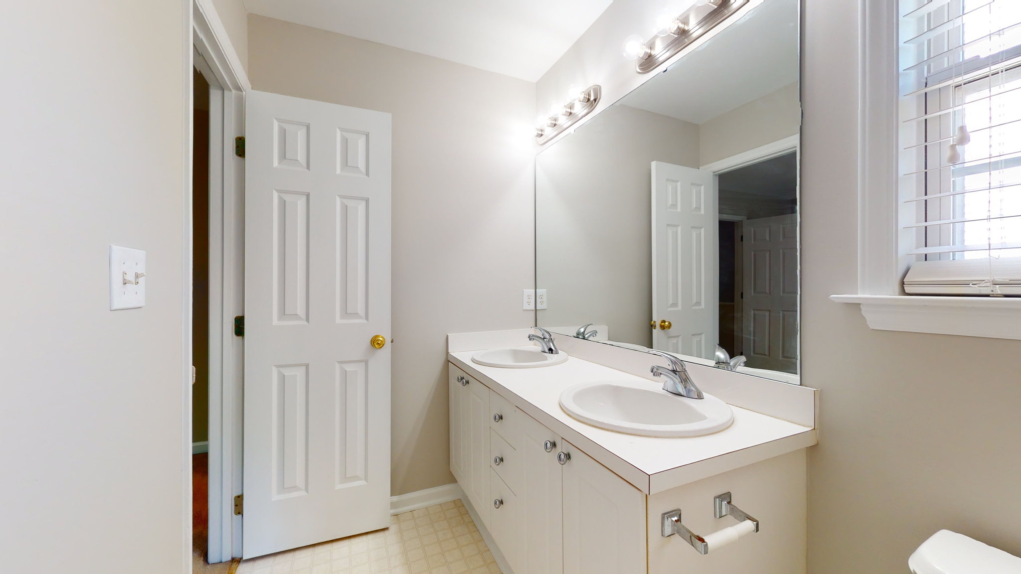 2048 Thornblade Dr, Raleigh, NC 27604, USA Photo 42