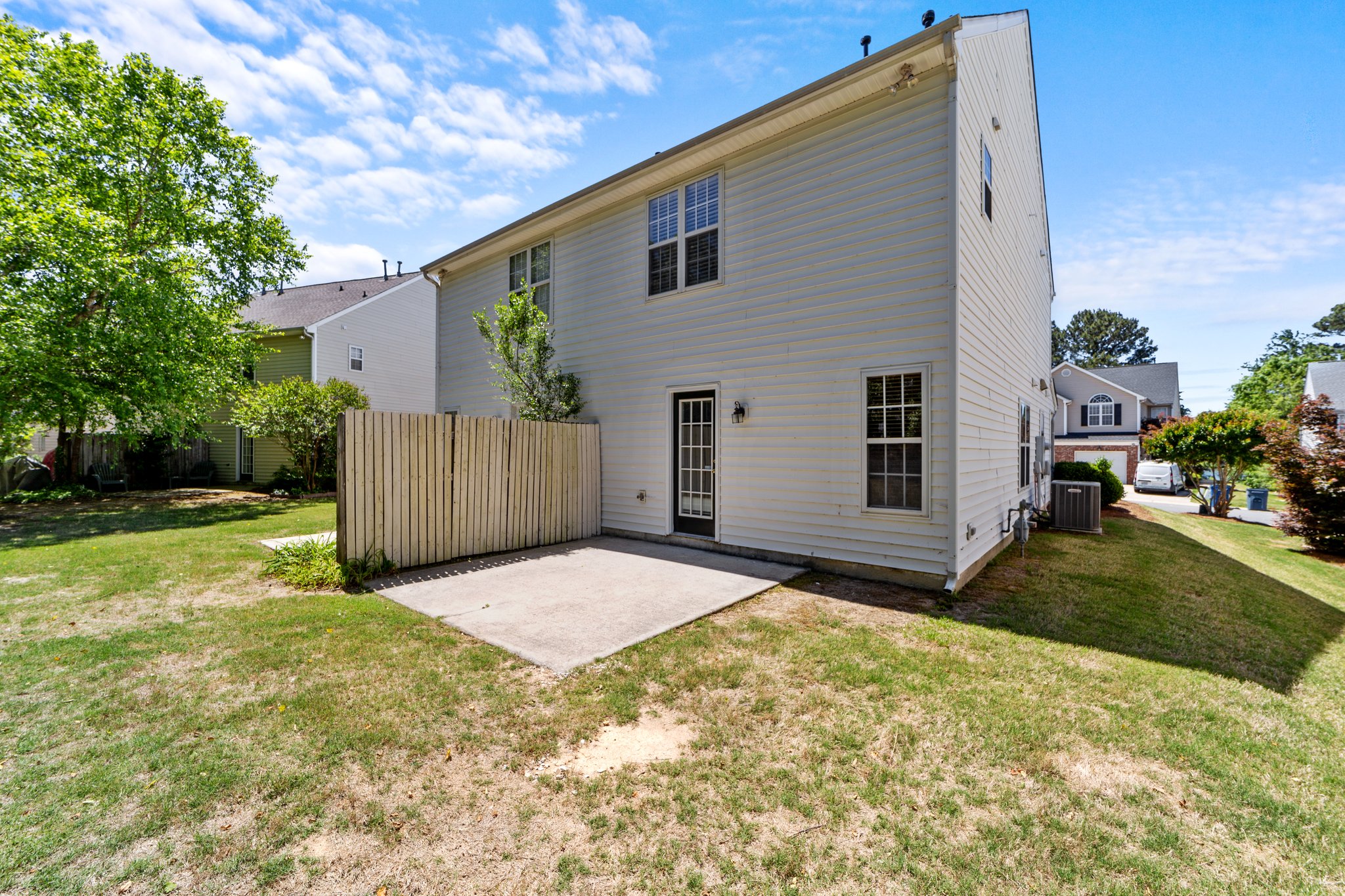 2048 Thornblade Dr, Raleigh, NC 27604, USA Photo 18