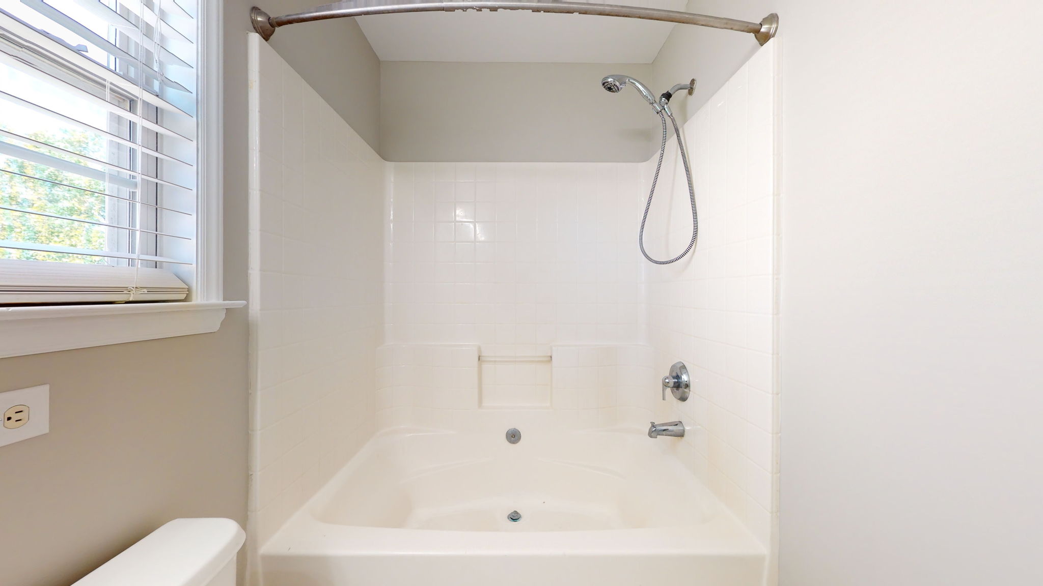 2048 Thornblade Dr, Raleigh, NC 27604, USA Photo 41