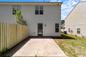 2048 Thornblade Dr, Raleigh, NC 27604, USA Photo 16