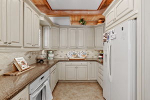  Photo 38
