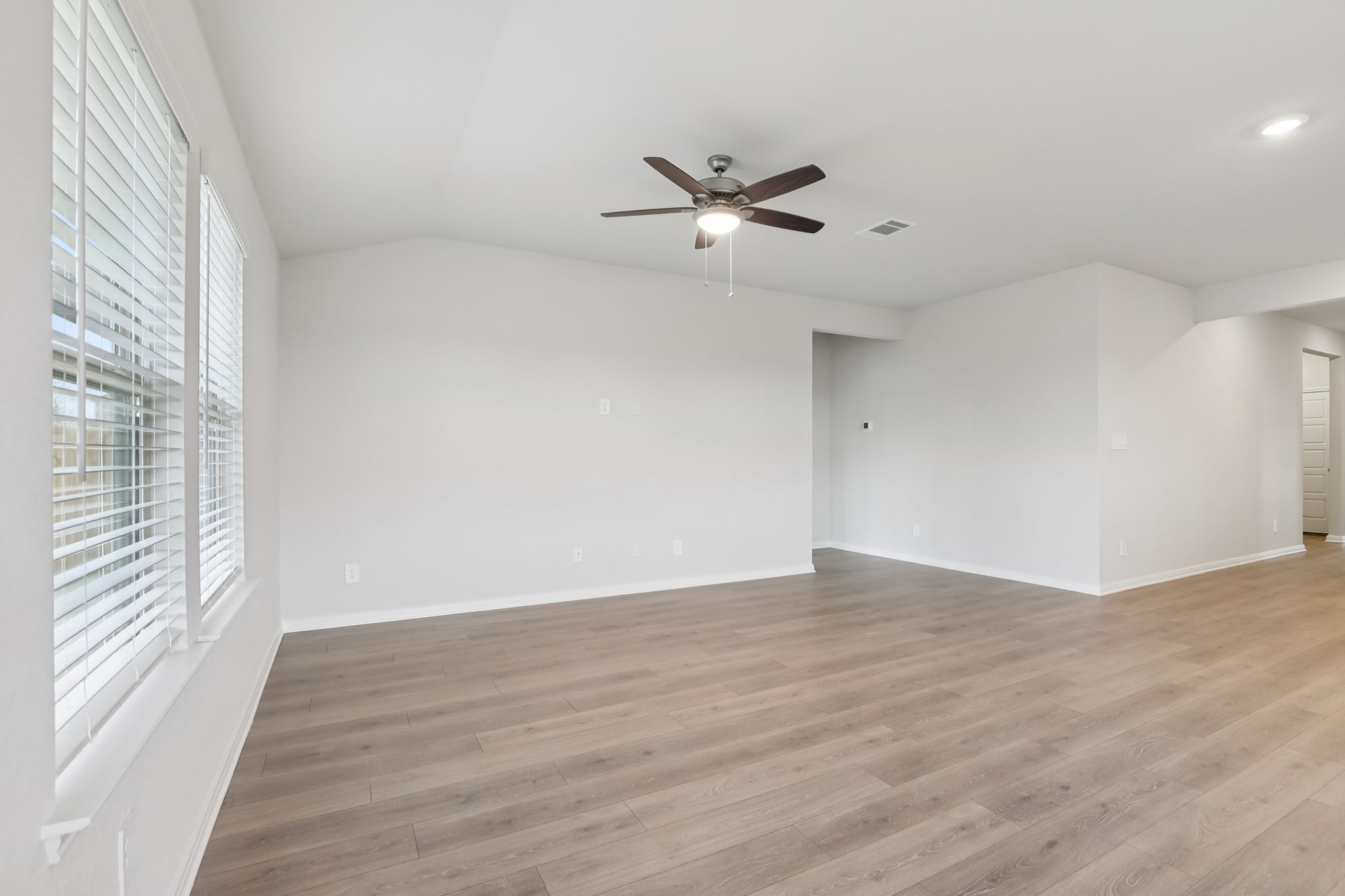 San Antonio-Legendary Trails-205 Bark Hollow Ave Schertz TX 78108-012