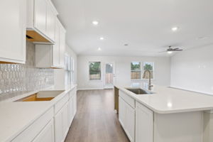 San Antonio-Legendary Trails-205 Bark Hollow Ave Schertz TX 78108-018