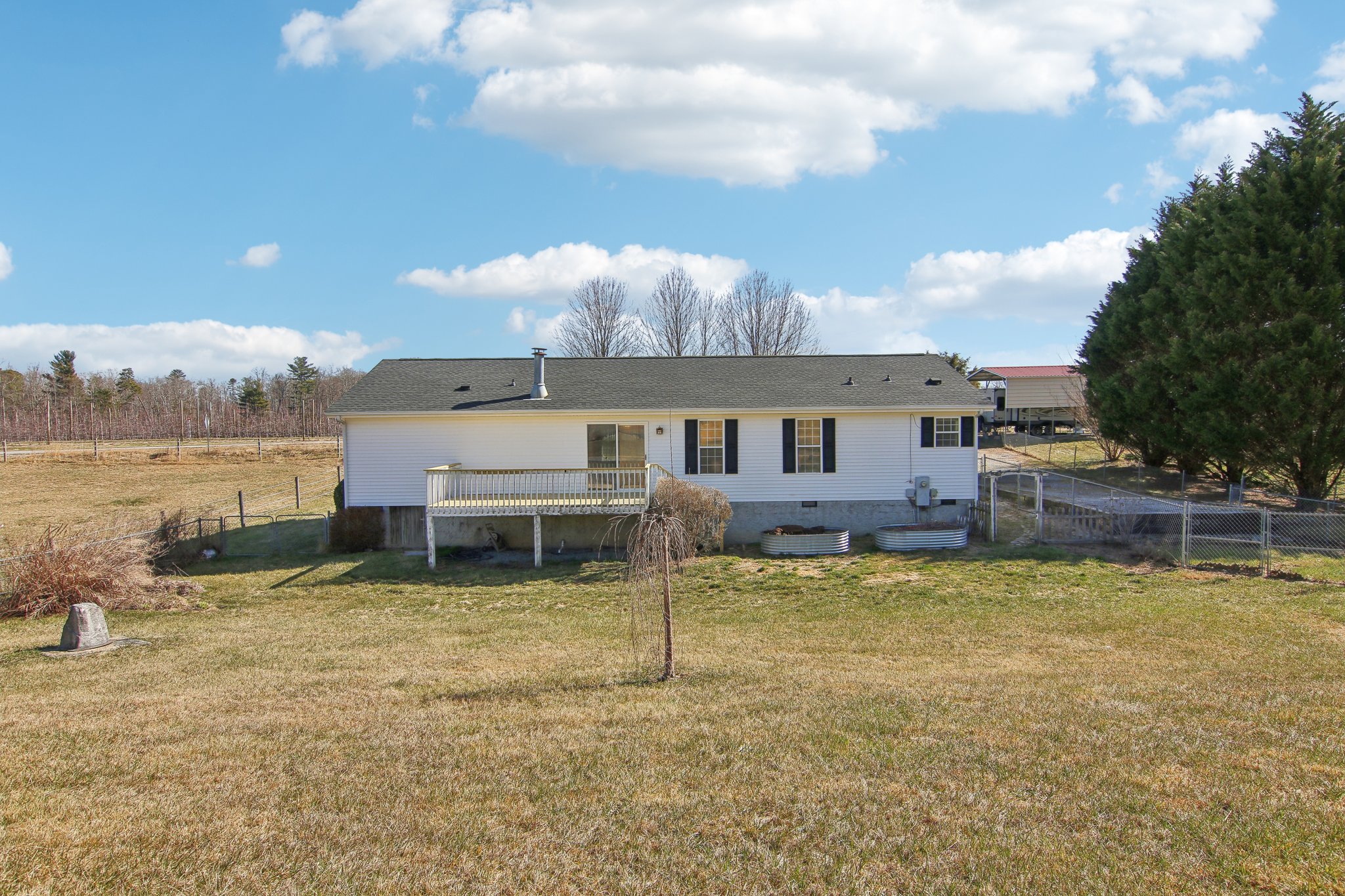 Blue House Rd-042.jpg