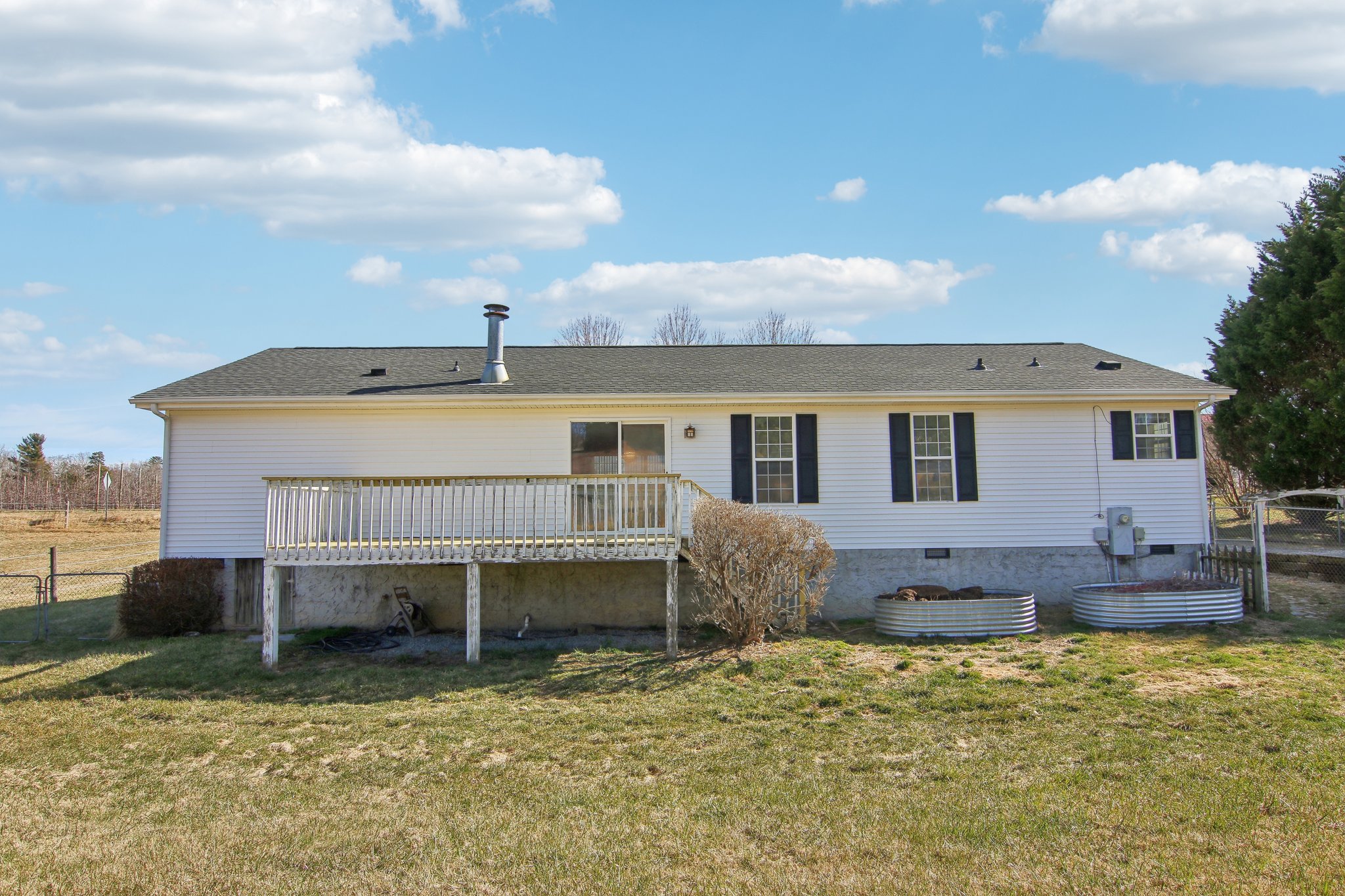 Blue House Rd-045.jpg