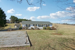 Blue House Rd-003.jpg