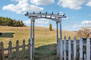 Blue House Rd-052.jpg