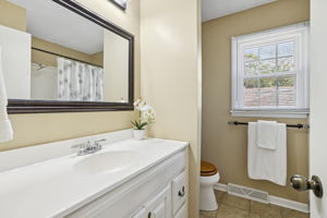  Photo 48