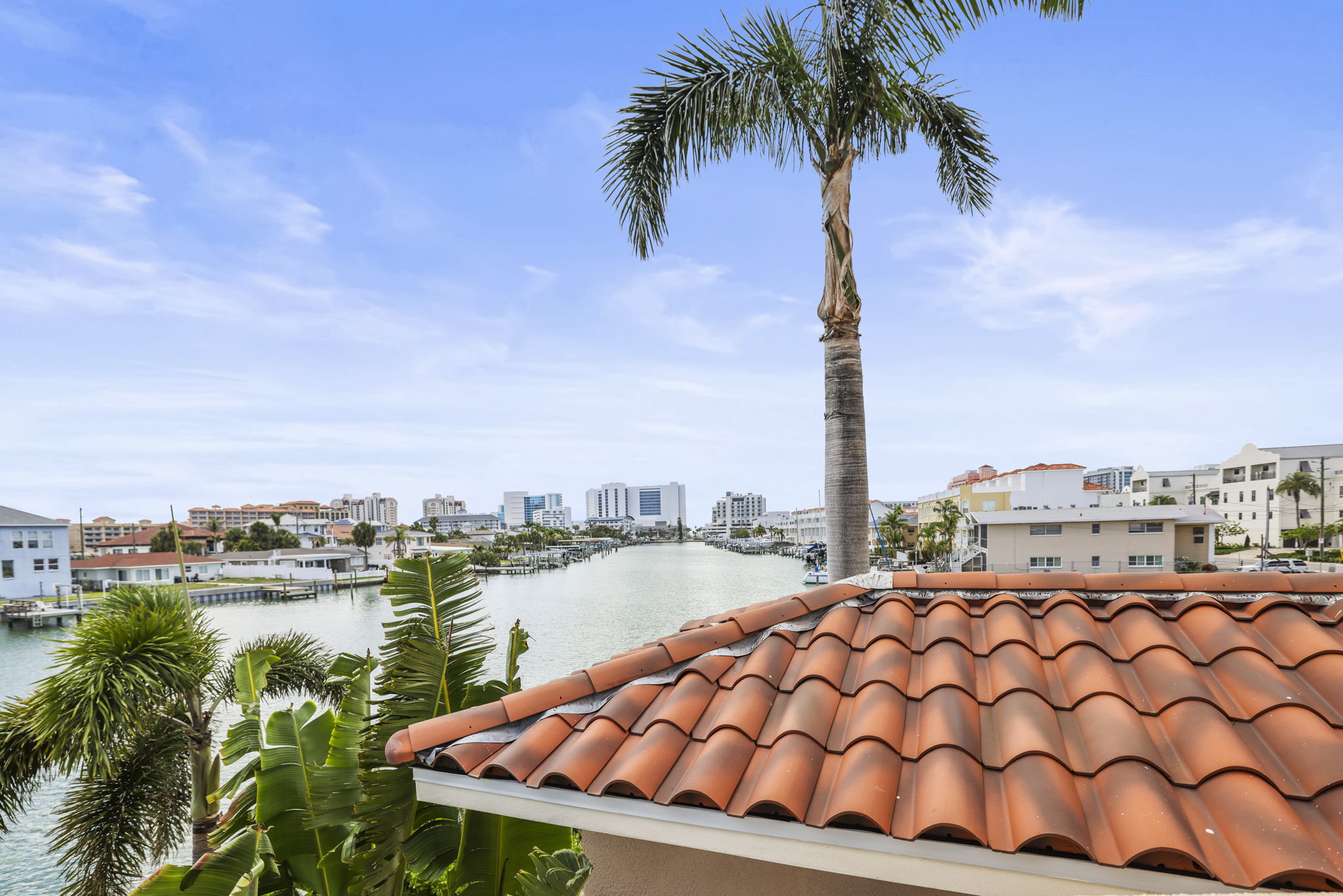BR1 Balcony View - 495A4225