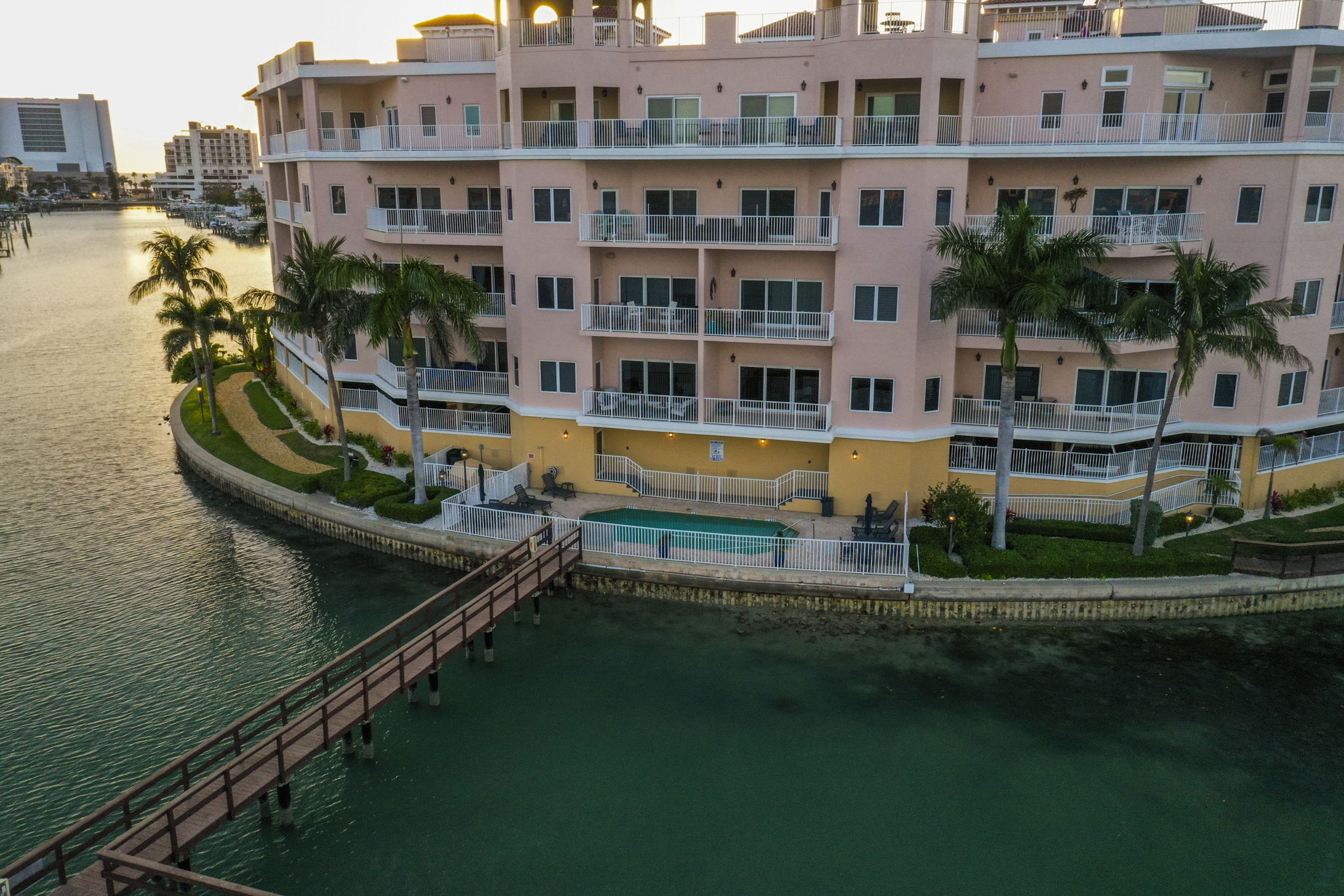 Pool Drone Twilight - DJI_0009