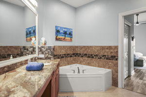 Bathroom 1 - 495A4229