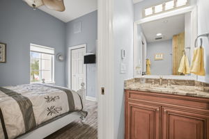 Bathroom 2 - 495A4206