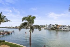 LR Balcony - 495A4257