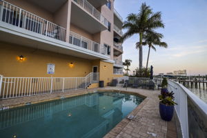 Pool Twilight - 495A4658