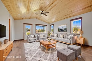 DSC08272 virtually staged.jpeg