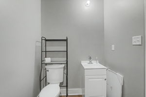  Photo 31