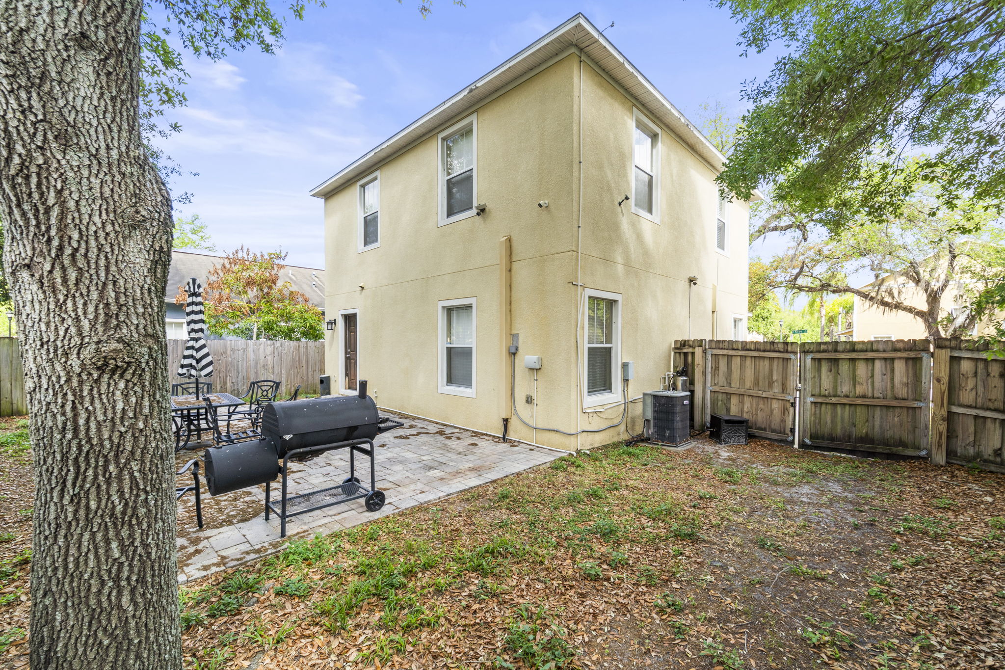 BY 205 E Kirby St 124