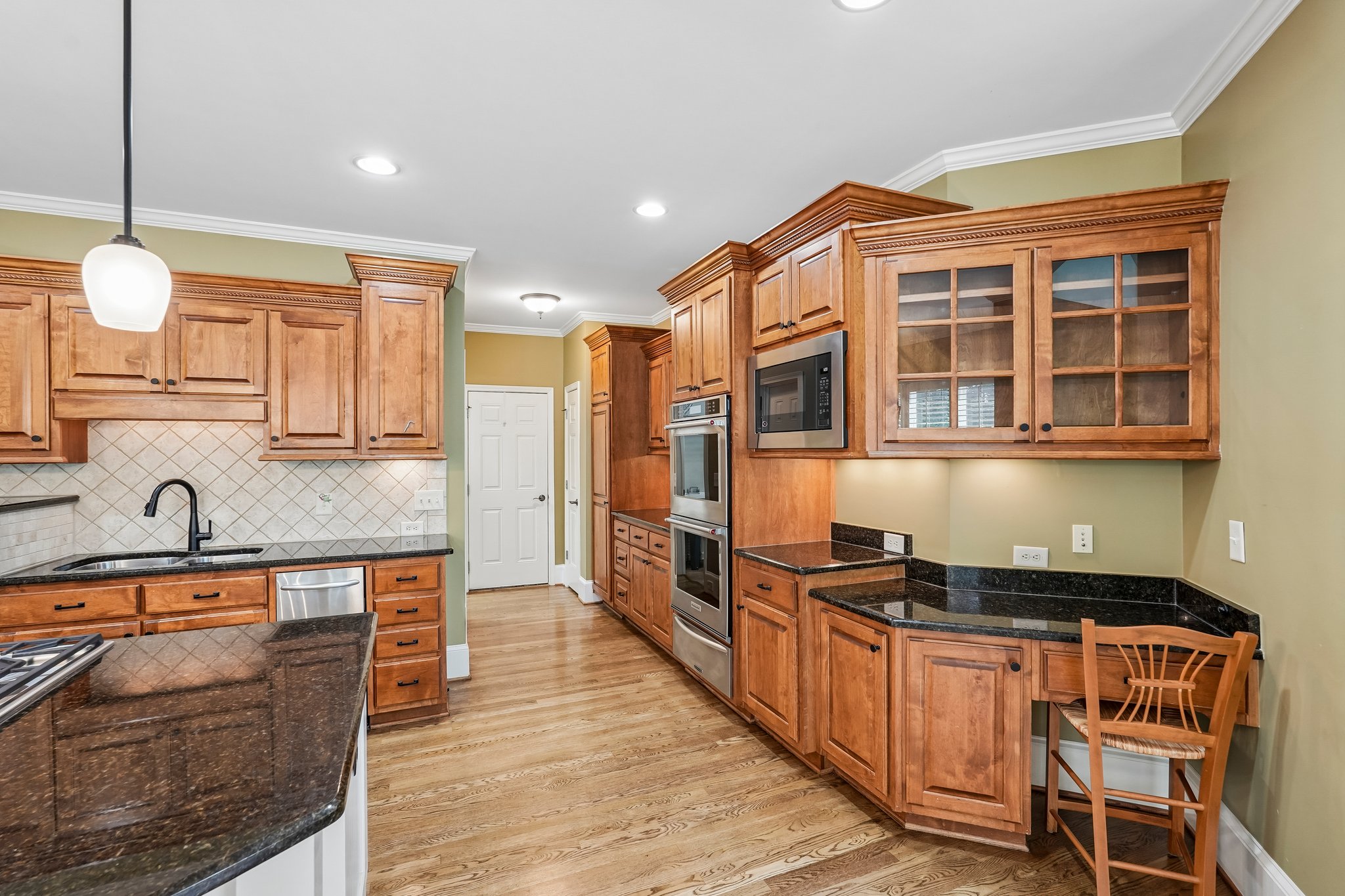 205 Fairway Overlook D-S2209-028.jpg