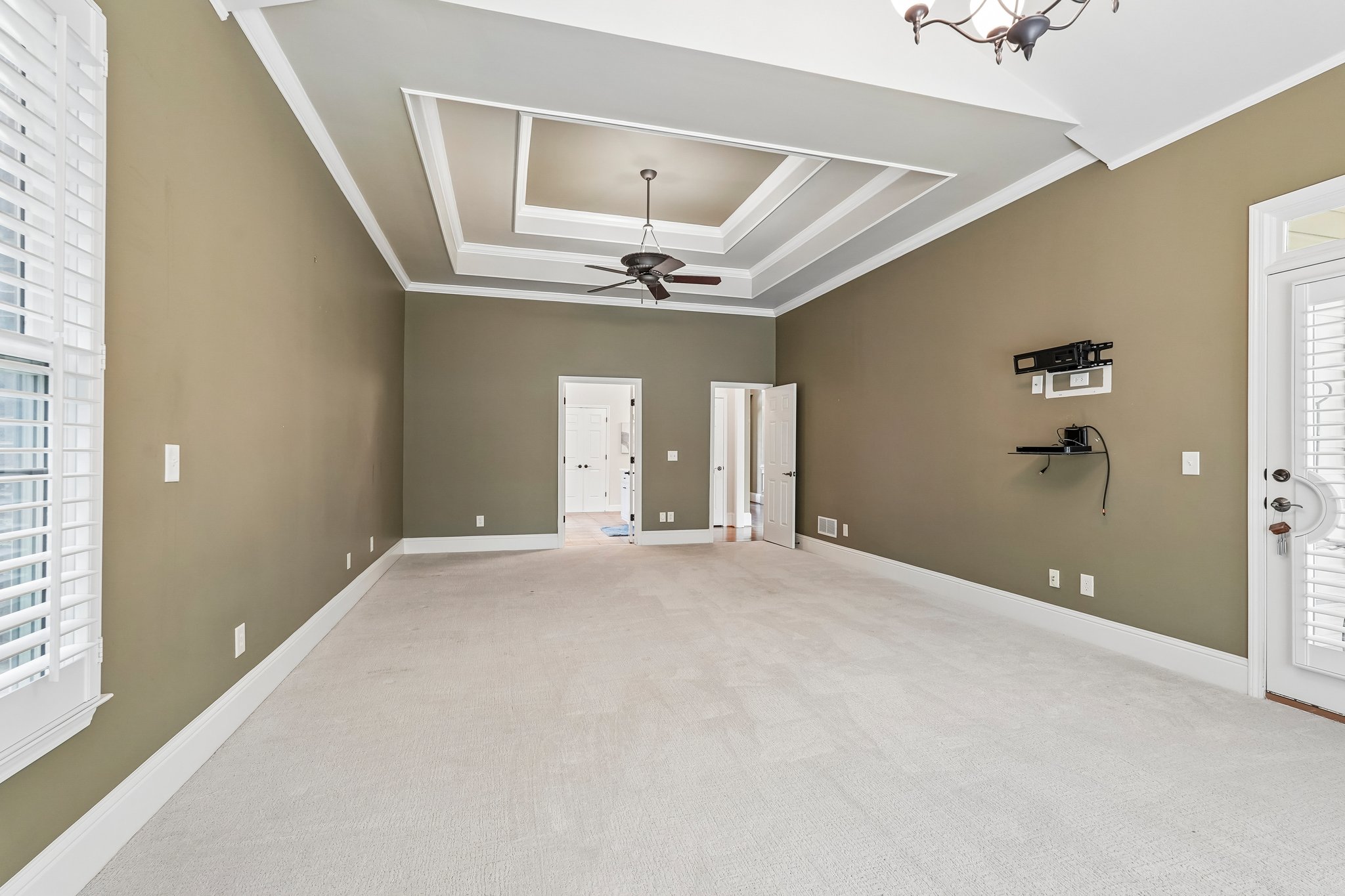205 Fairway Overlook D-S2209-037.jpg