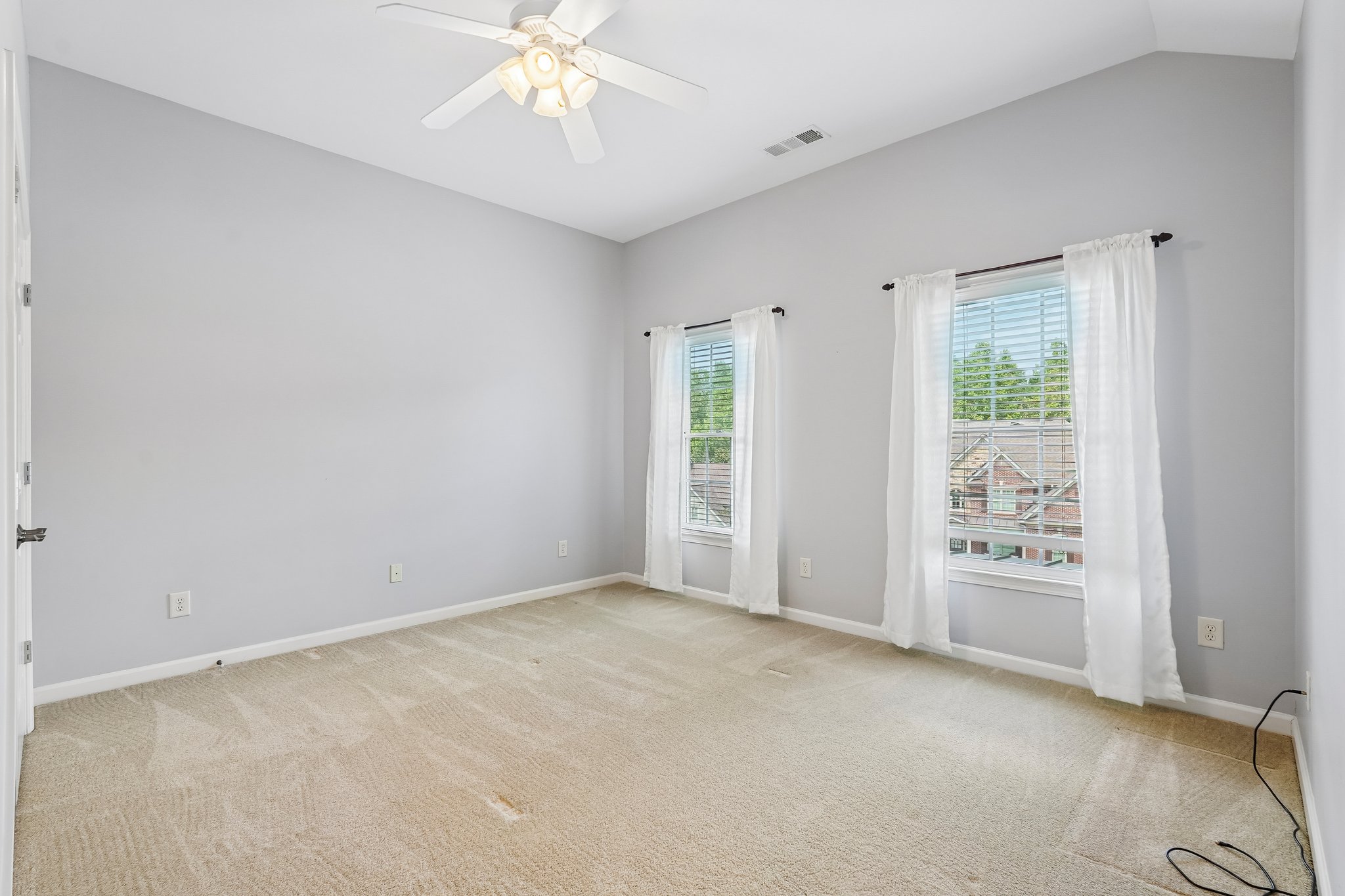 205 Fairway Overlook D-S2209-052.jpg
