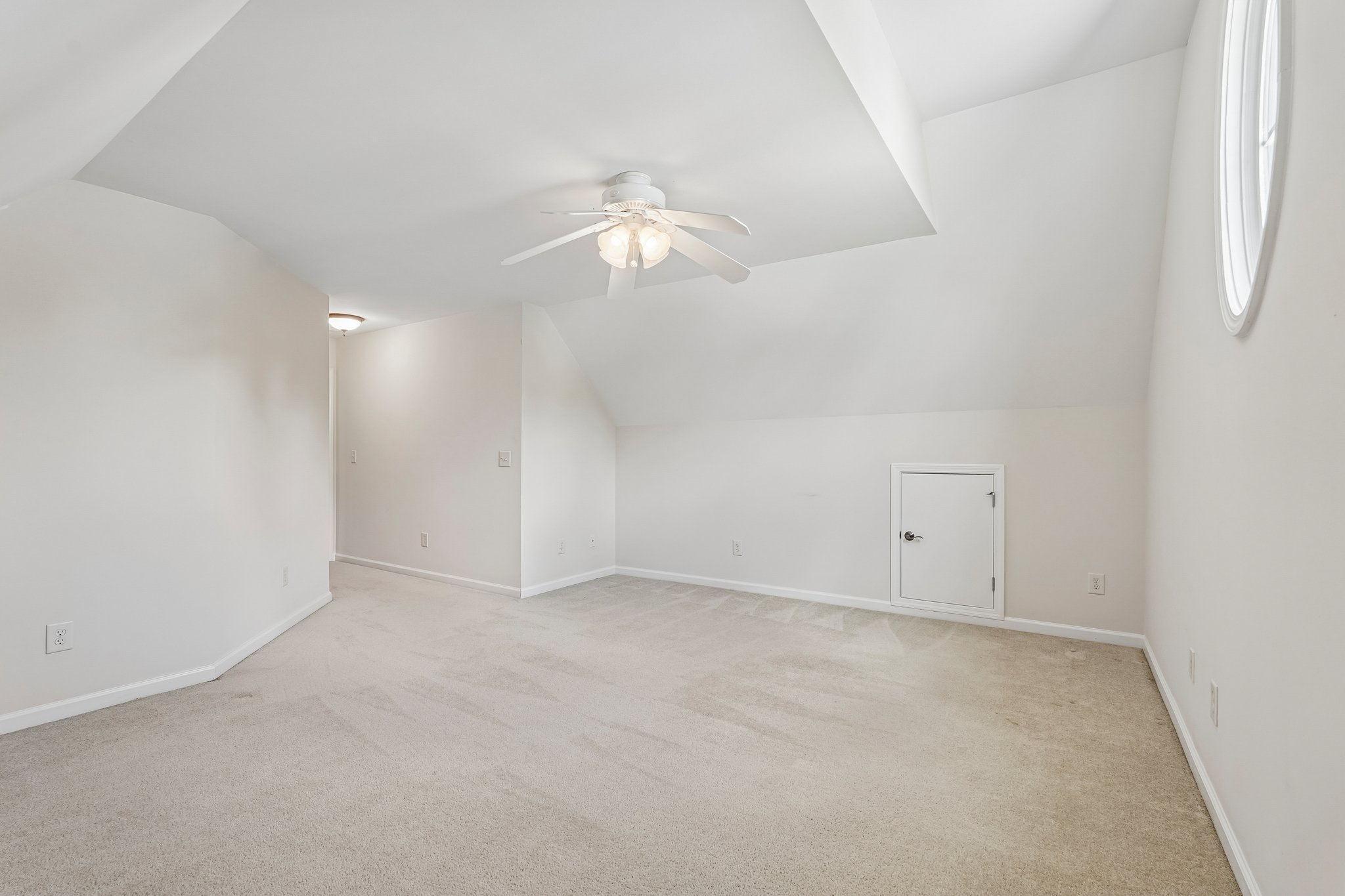 205 Fairway Overlook D-S2209-060.jpg