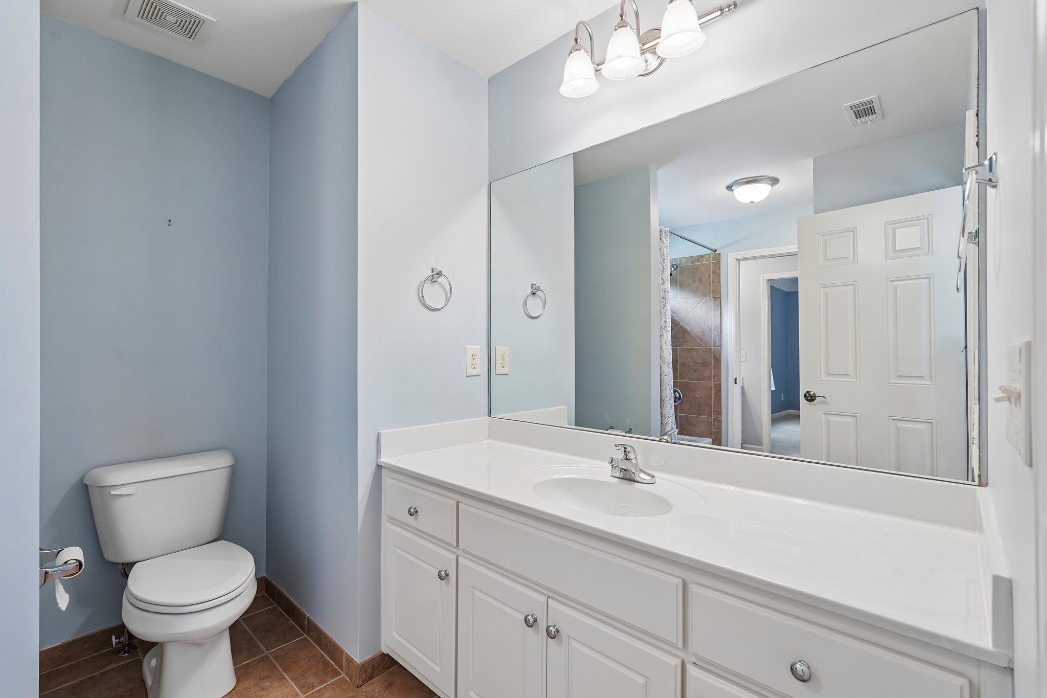 205 Fairway Overlook D-S2209-068.jpg